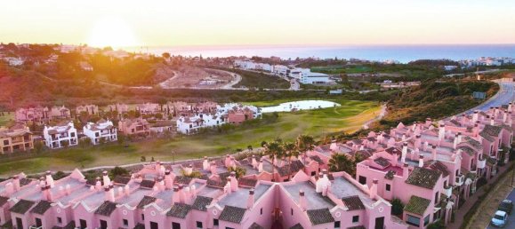 3 bedrooms Townhouse in Estepona, Spain No. 183904 27