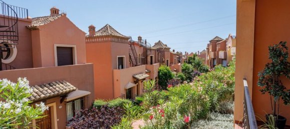 3 bedrooms Townhouse in Estepona, Spain No. 183904 13