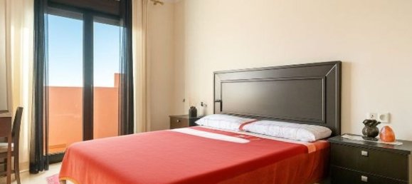 3 bedrooms Townhouse in Estepona, Spain No. 183904 18