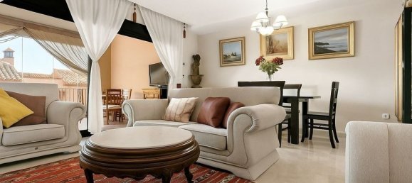 3 bedrooms Townhouse in Estepona, Spain No. 183904 8