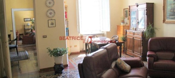 3 غرف نوم شقة في Lucca, Italy رقم 16304 8