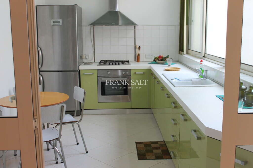 Мезонет с 1 спальней в Гзира, Мальта № 9143