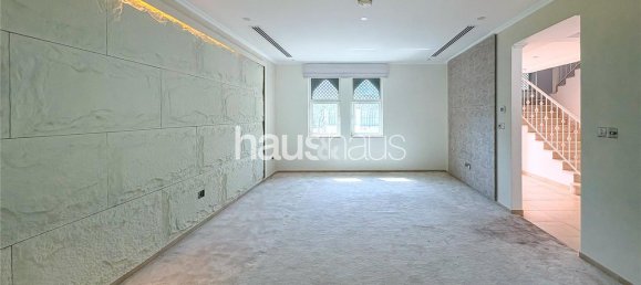 3 Schlafzimmer Villa in Jumeirah Park, UAE, Nr. 99726 4