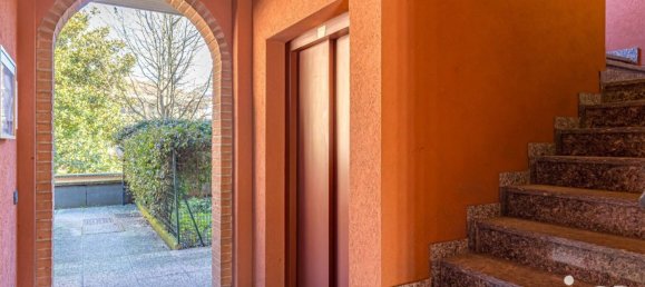 Apartamento de 1 dormitorio en Saronno, Italy No. 2339 9