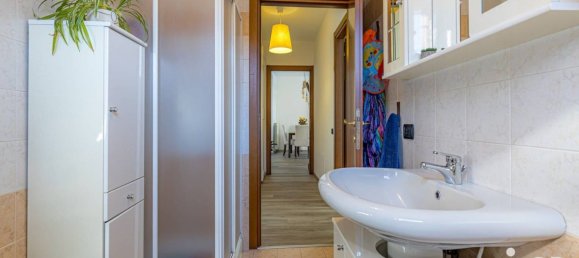 Apartamento de 1 dormitorio en Saronno, Italy No. 2339 8