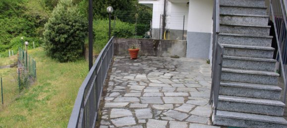 3 Schlafzimmer Wohnung in Neirone, Italy, Nr. 178185 3