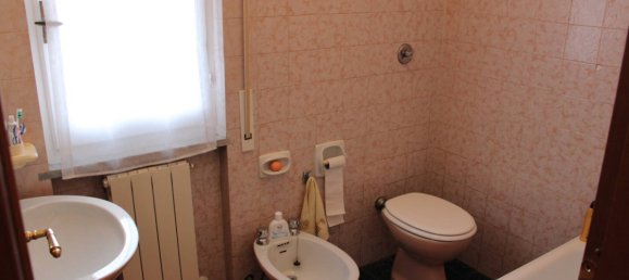 3 Schlafzimmer Wohnung in Neirone, Italy, Nr. 178185 17