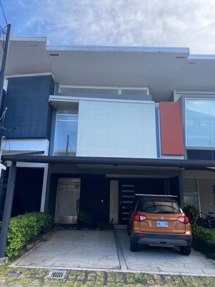 2 bedrooms House in San Rafael, Costa Rica No. 605