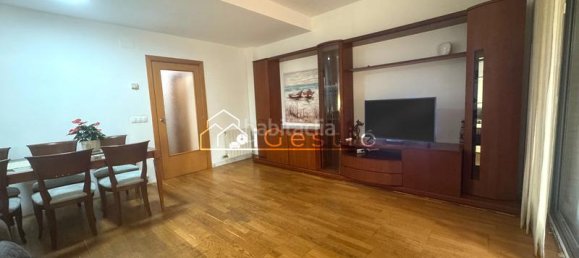 4 bedrooms Townhouse in Sant Feliu de Llobregat, Spain No. 172457 2