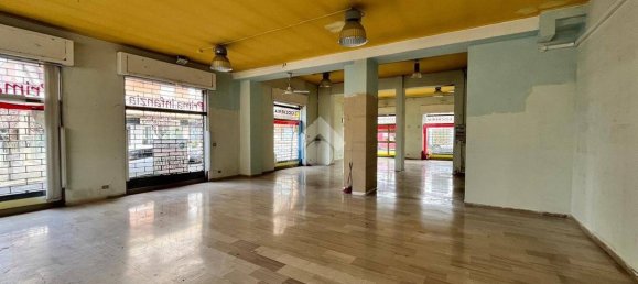 160m² Commercial property in Aprilia, Italy No. 47716 16