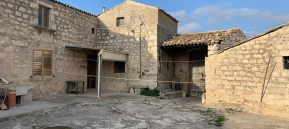 15 rooms House in Modica, Italy No. 235893 33