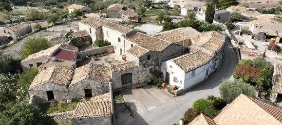 15 rooms House in Modica, Italy No. 235893 19