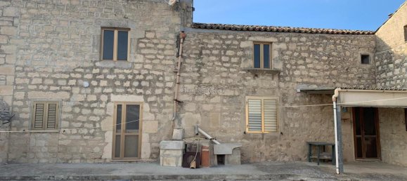 15 rooms House in Modica, Italy No. 235893 26