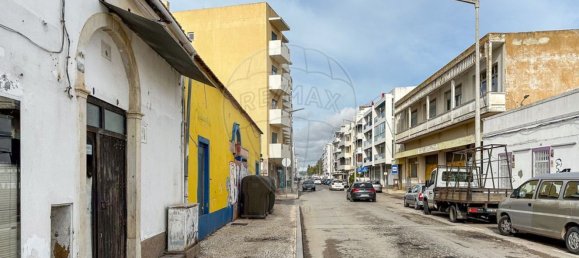  مستودع في Quelfes, Portugal 585متر مربع رقم 48576 37