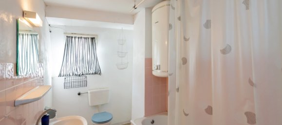 Здание с 9 комнатами в Ремс-Мур, Германия № 275797 3