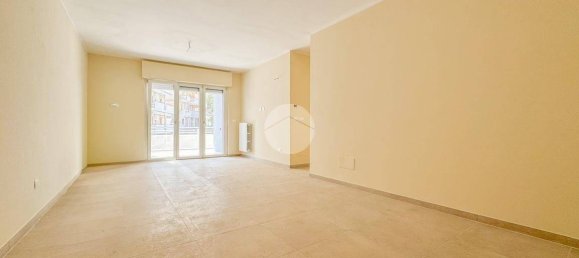 3 bedrooms Apartment in Alba Adriatica, Italy No. 272741 2