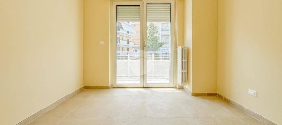 3 bedrooms Apartment in Alba Adriatica, Italy No. 272741 9
