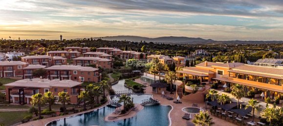 3 bedrooms Townhouse in Lagoa, Portugal No. 110114 2