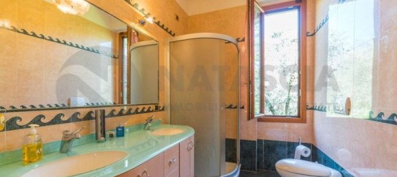 Villa de 3 dormitorios en Rignano sull'Arno, Italy No. 49239 21