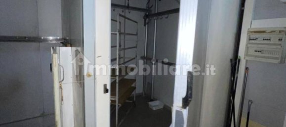 Коммерческая недвижимость с 3 комнатами в Альпиньяно, Италия № 324640 6