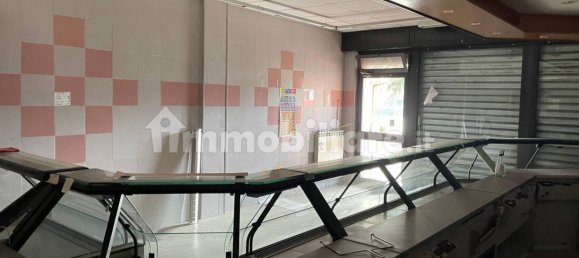 Коммерческая недвижимость с 3 комнатами в Альпиньяно, Италия № 324640 13