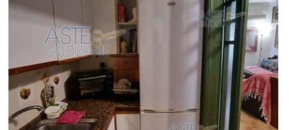 3 rooms Apartment in Rome, Italy No. 189831 27