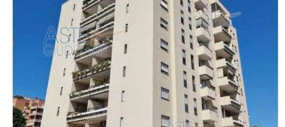 3 rooms Apartment in Rome, Italy No. 189831 23