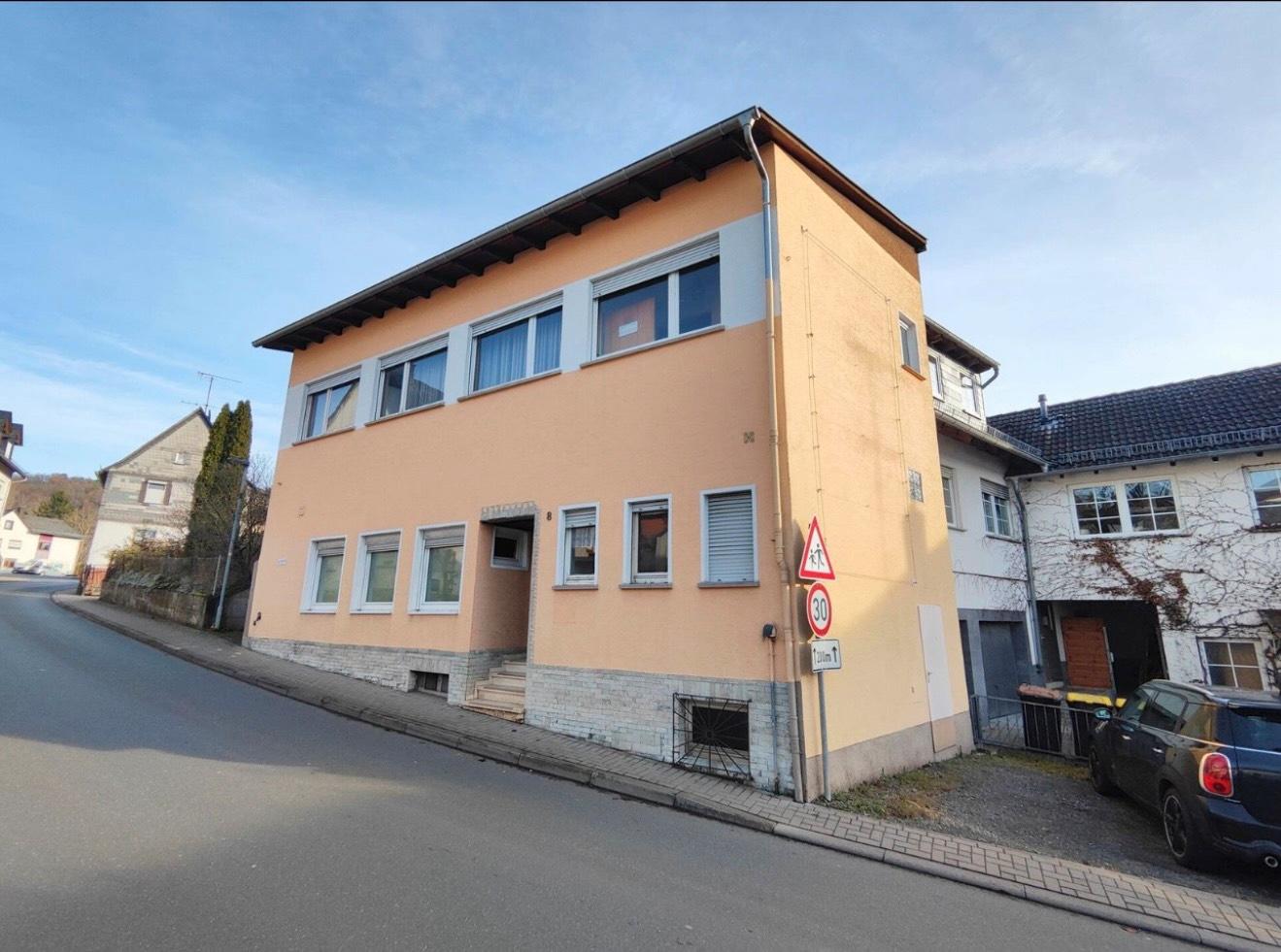 Casa de 2 dormitorios en Lahn-Dill, Germany No. 304096