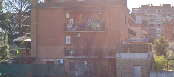 2 bedrooms Apartment in Rome, Italy No. 379526 19