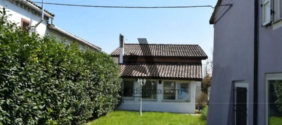 6 Schlafzimmer Wohnung in Faenza, Italy, Nr. 93590 15