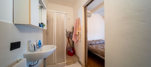 Apartamento de 2 divisões em Parma, Italy N.º 135390 13