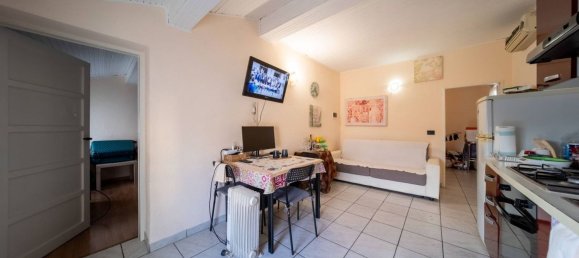 Apartamento de 2 divisões em Parma, Italy N.º 135390 2