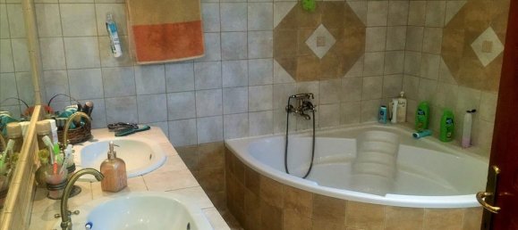 3 Schlafzimmer Gewerbliche Immobilie in Epanomi, Greece, Nr. 4417 26