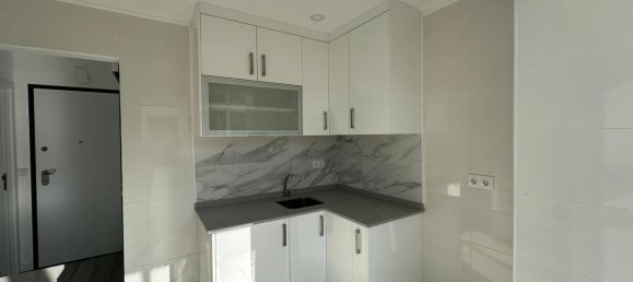 Studio in Lisbon, Portugal, Nr. 153985 11