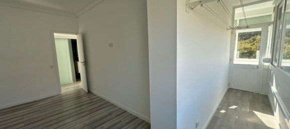 Studio in Lisbon, Portugal, Nr. 153985 10