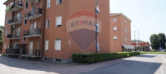 Квартира с 2 спальнями в Беллуско, Италия № 270500 22