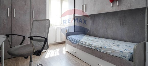 Квартира с 2 спальнями в Беллуско, Италия № 270500 19