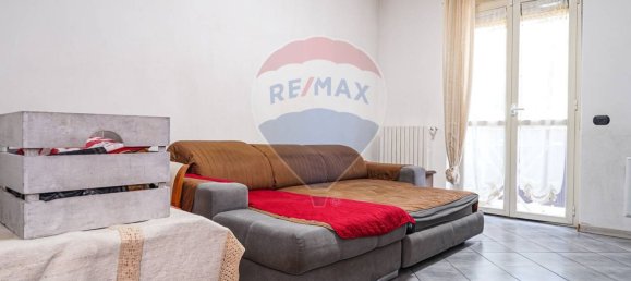 Квартира с 2 спальнями в Беллуско, Италия № 270500 12