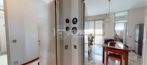 3 rooms Apartment in Cesano Maderno, Italy No. 139983 11
