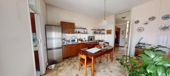 3 rooms Apartment in Cesano Maderno, Italy No. 139983 8