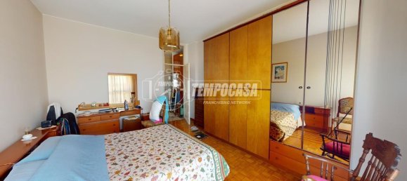 3 rooms Apartment in Cesano Maderno, Italy No. 139983 13