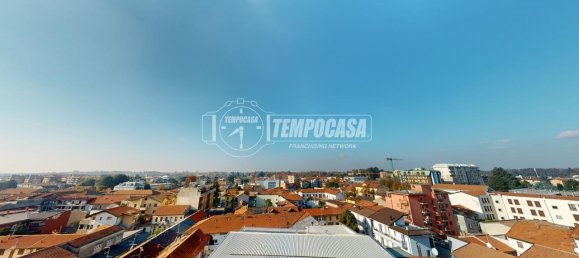 3 rooms Apartment in Cesano Maderno, Italy No. 139983 15