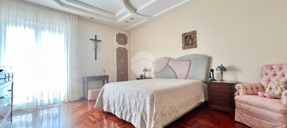 5 rooms Villa in Marano di Napoli, Italy No. 21821 7