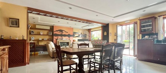 5 rooms Villa in Marano di Napoli, Italy No. 21821 6