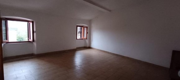 3 rooms House in Carrara, Italy No. 38901 6