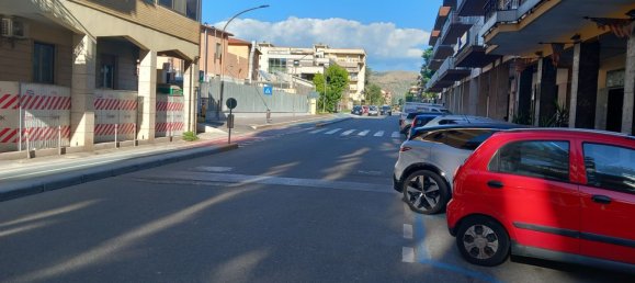 4 Schlafzimmer Wohnung in Caserta, Italy, Nr. 349331 3