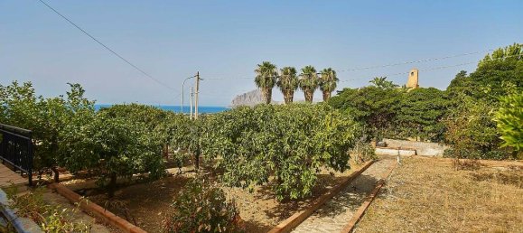 3 bedrooms House in Valderice, Italy No. 49657 2