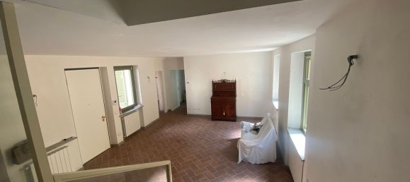 5 rooms Apartment in Vigevano, Italy No. 178172 7