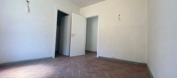 5 rooms Apartment in Vigevano, Italy No. 178172 11