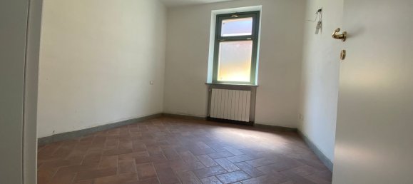 5 rooms Apartment in Vigevano, Italy No. 178172 9